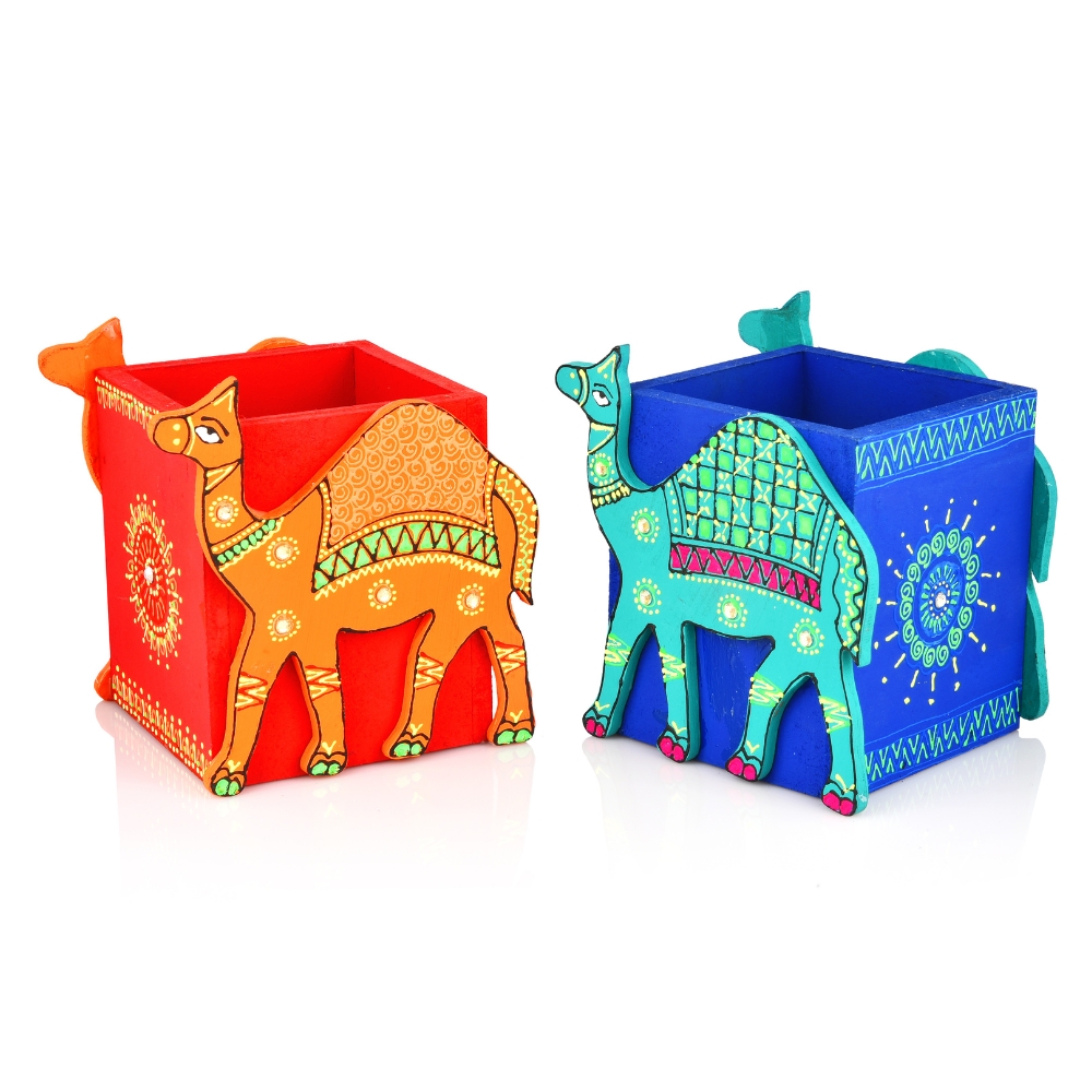 Handcrafted Wooden Camel Motif Pen Stand